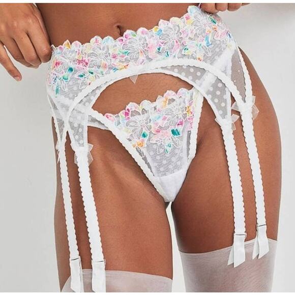 NWT For Love and Lemons Outline White Rainbow Floral Lace Garter Belt size: S - Picture 1 of 8